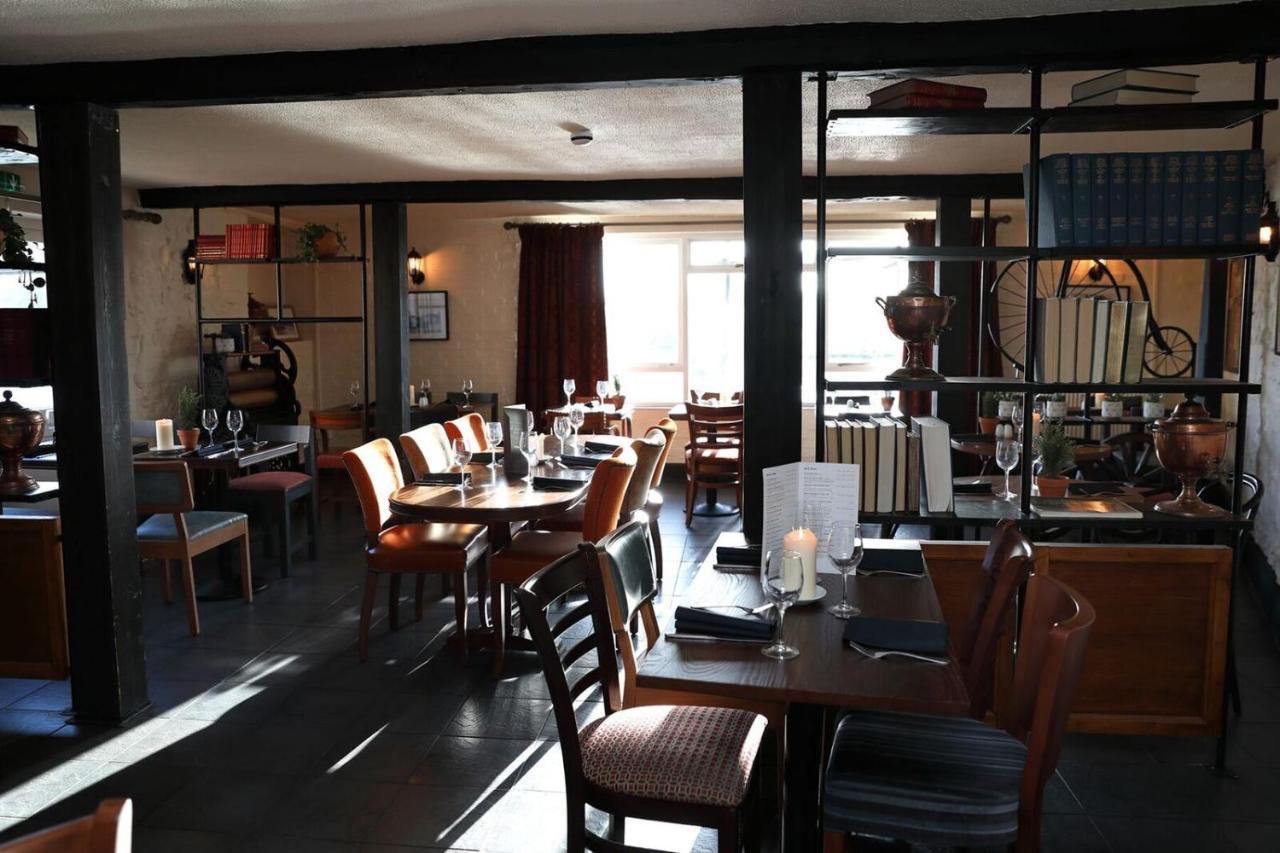 The Rising Sun Hotel Coltishall ภายนอก รูปภาพ